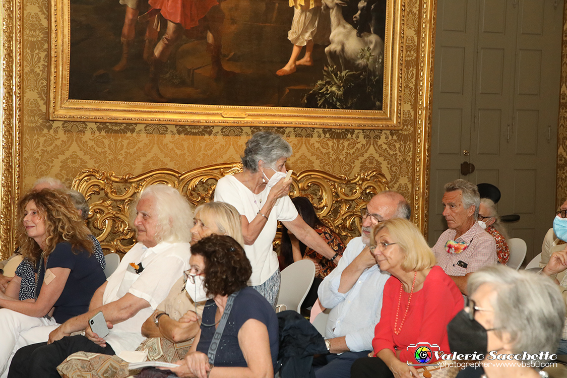 VBS_5534 - Da Veronica a “vera icon”- La devozione al Volto di Cristo nel Medioevo tra Oriente e Occidente.jpg